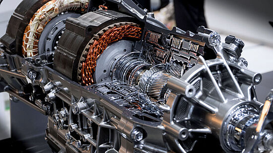 Automatisierte Produktion des Antriebsstrangs für Elektromotoren